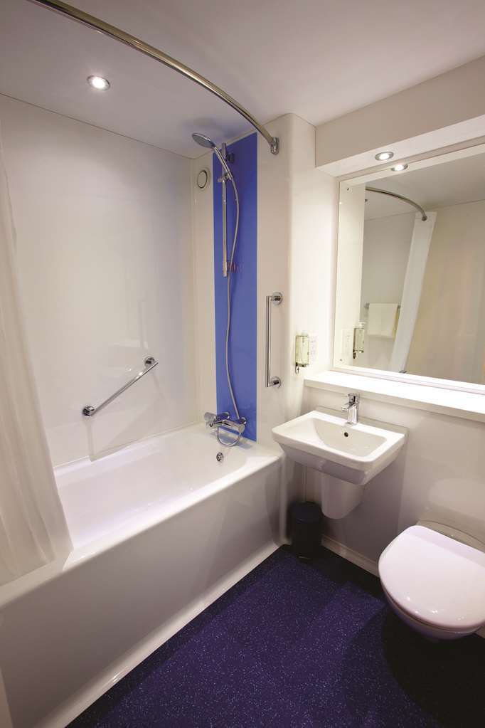 Travelodge Rose Street 3* Édimbourg